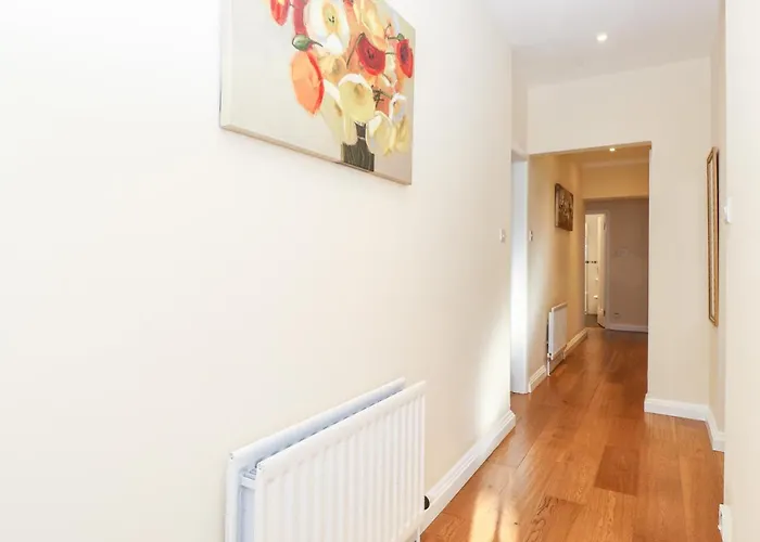 Rainbow End Feriehus *